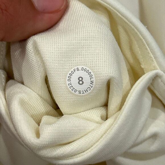 Lululemon Hotty Hot High Rise Shorts 4” White Ivory Size 8 - Picture 5 of 7